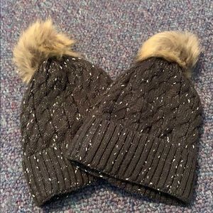 NWOT Crochet Fleece Lined Fur Pom Pom Winter Hat